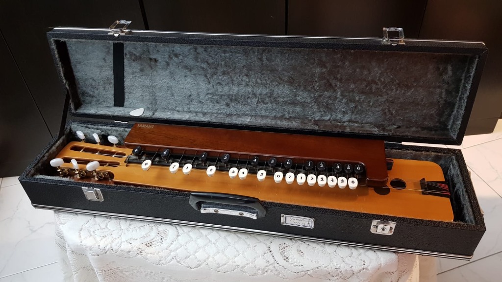 Yamaha TH15E Taisho Koto Acoustic & Electric, Hobbies & Toys, Music