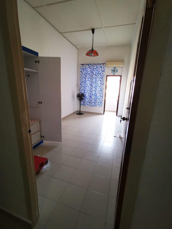 (Category: ) located in . Submitted by rlene.sean (Listing ID 1028113300, Image 1). Description: .