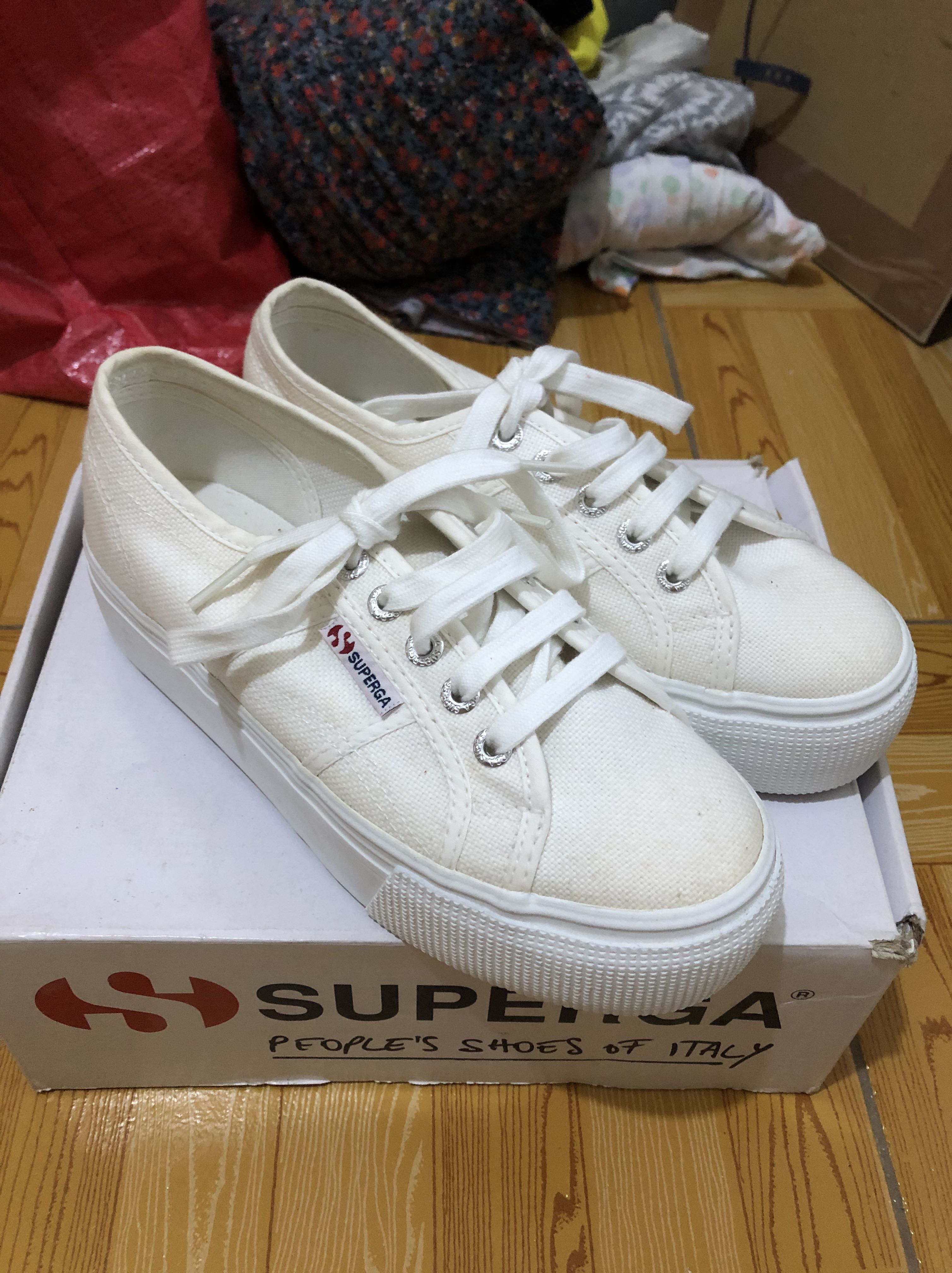 AUTHENTIC SUPERGA 2790-ACOTW LINEA UP AND DOWN -WHITE, Women's Fashion,  Shoes, Sneakers on Carousell