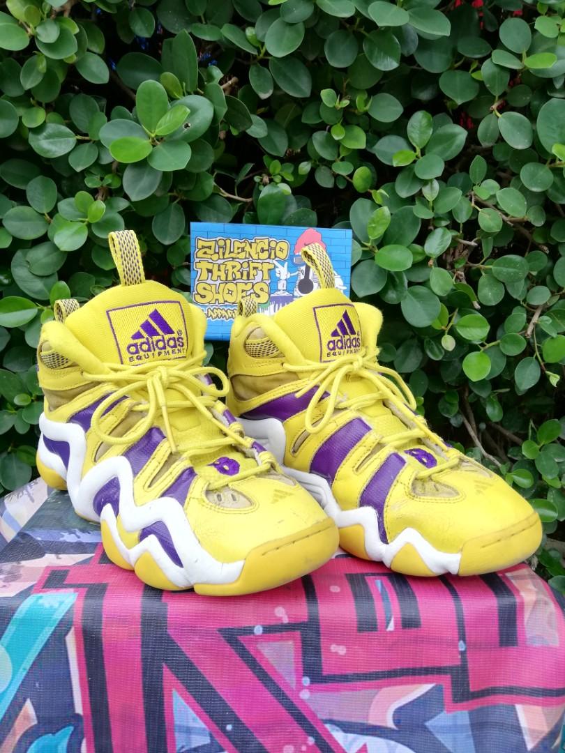 Crazy 8 lakers top