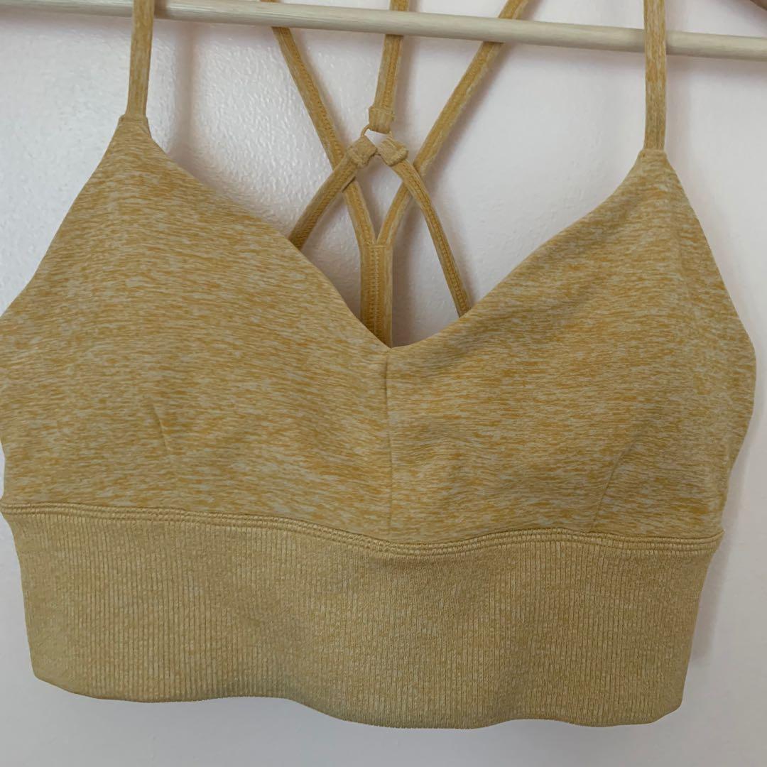 alo yoga lounge bra