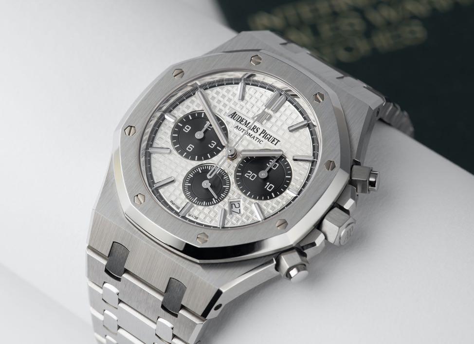 ap royal oak chronograph panda