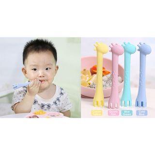 BabyQlo 2pc Giraffe Training Baby Spoon