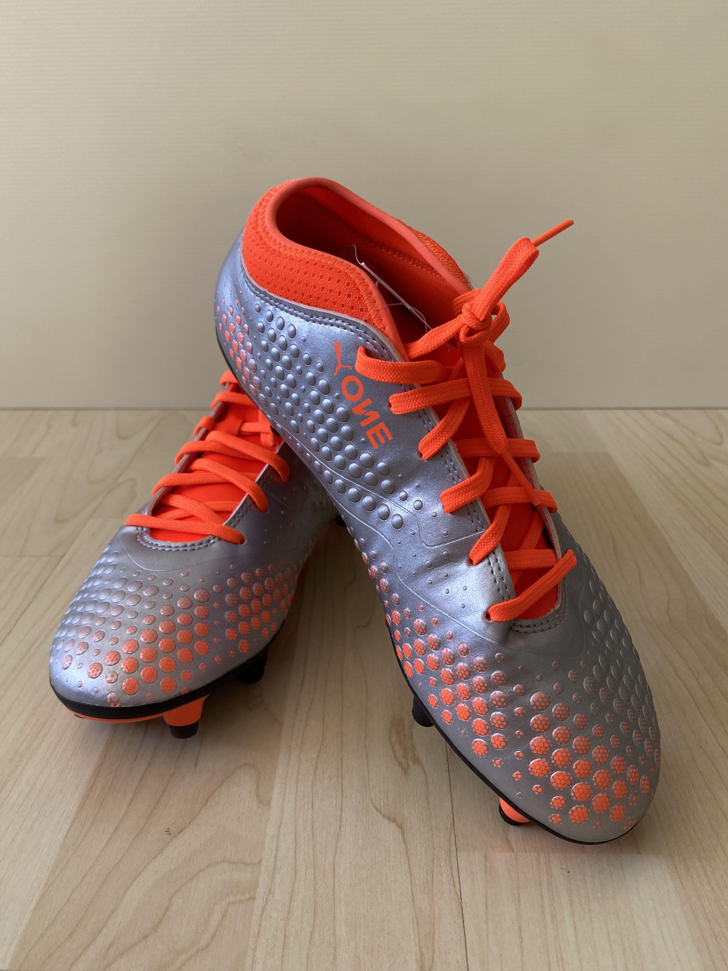 soccer boots size 7