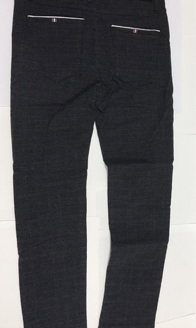 33 men's pants in women's