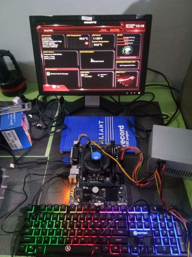 Bundled Desktop Intel Core i7-7700 (Category: Desktops) located in Mandaluyong City. Submitted by l2ayne (Listing ID 1028071964, Image 1). Description: IntelCore i7-7700 Processor with Distro Warranty 2022 Gigabyte GA-H110M-DS2 Motherboard 16GB 8GBx2 HyperX DDR4 2400Mhz Memory Price 17k only Tpc id l2ayne Selling as Bundled Accept shipping / COD / COP thru LBC or Lalamove Buyer will shoulder shipping fee Text or call for fast deal O9772189475.