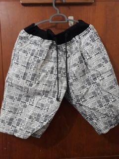 (Kategori: ) berada di . Dikirim oleh eanor_preloved (ID iklan 1028179407, Gambar 1). Deskripsi: .