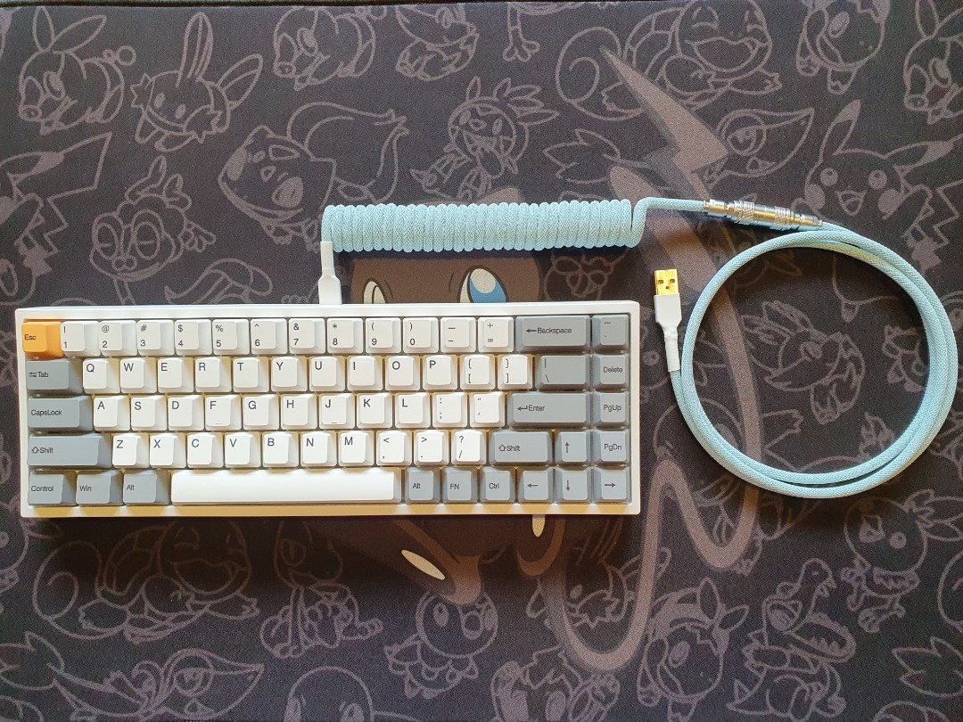 Custom Coiled Mechanical Keyboard Cable with Detachable YC8 Aviator