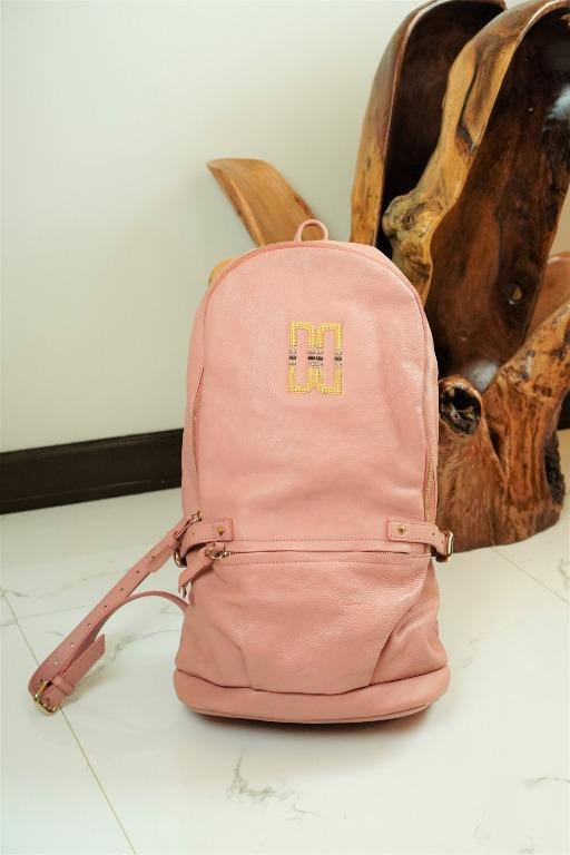 DAKS PEBBLED LEATHER BACKPACK, Women's Fashion, Bags & Wallets ...