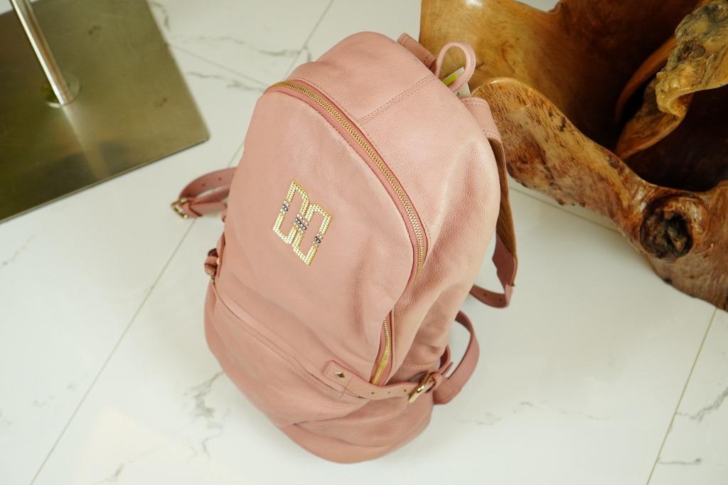 DAKS PEBBLED LEATHER BACKPACK, Women's Fashion, Bags & Wallets ...