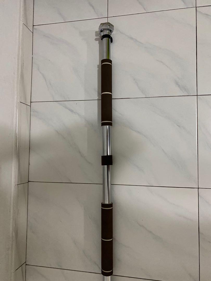 Doorway pull up bar (no screws), Sports Equipment, Exercise & Fitness