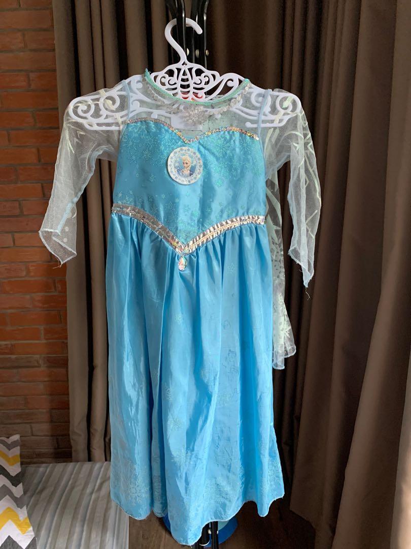 elsa costume with cape
