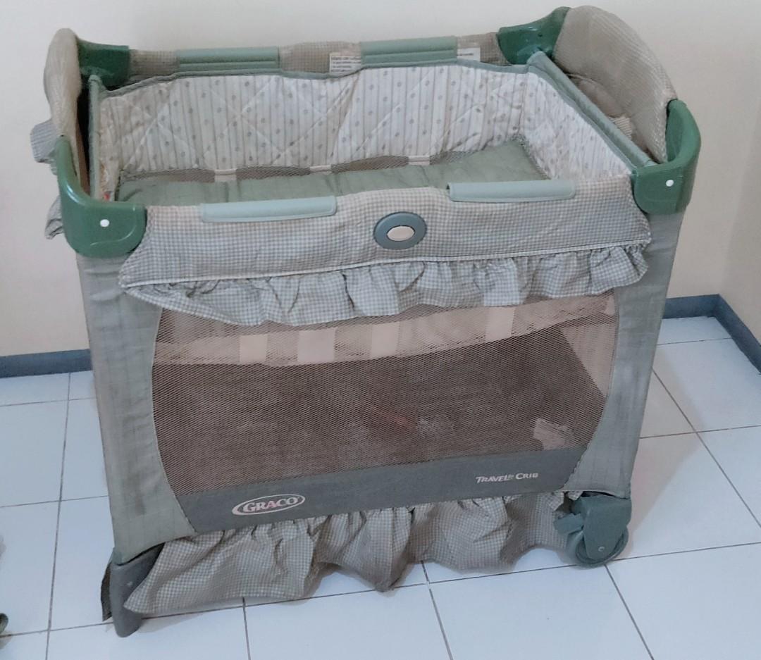 Graco Portable Crib (Pack & Play), Babies & Kids, Baby Nursery & Kids