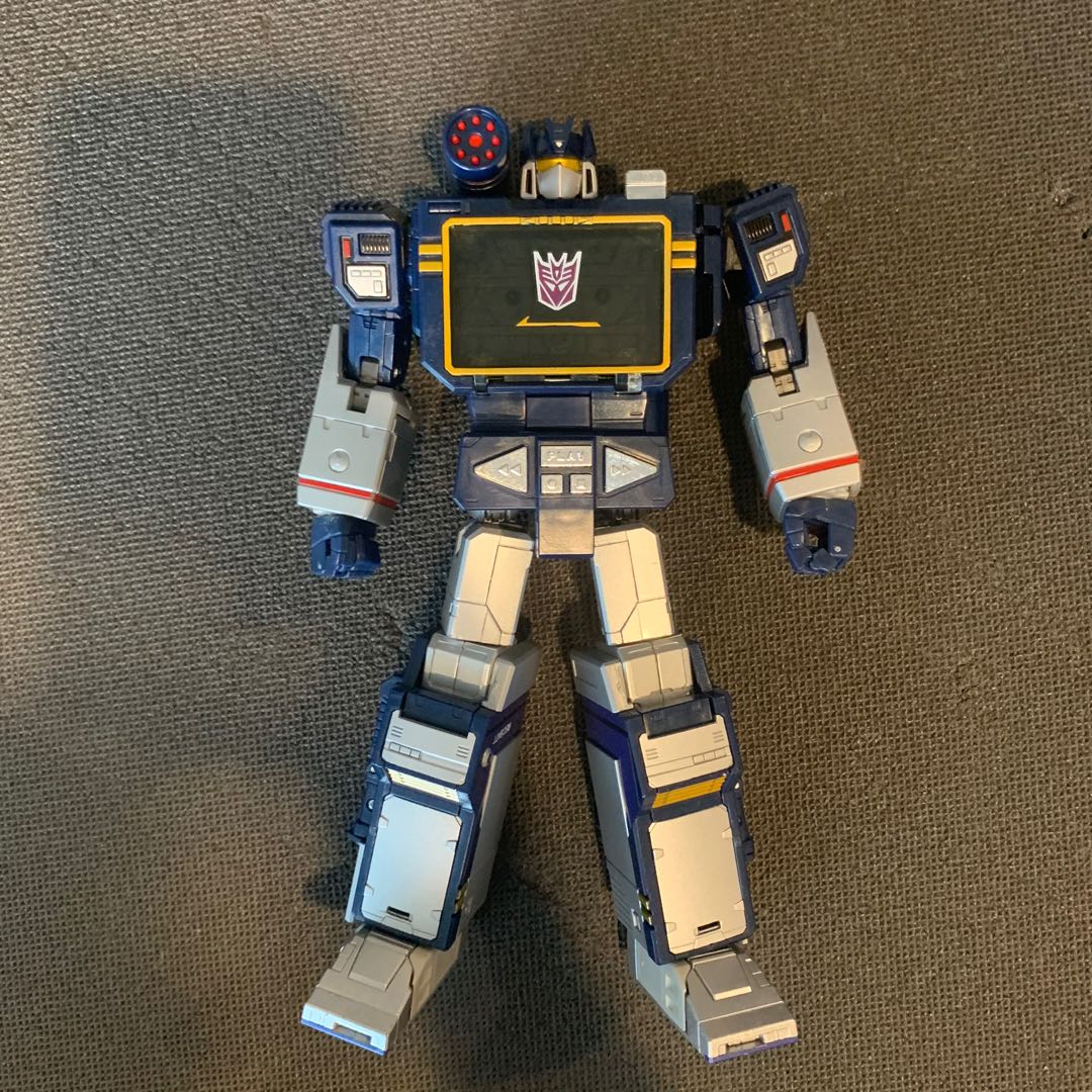 Hasbro Transformers Soundwave MP02, Hobbies & Toys, Toys & Games on