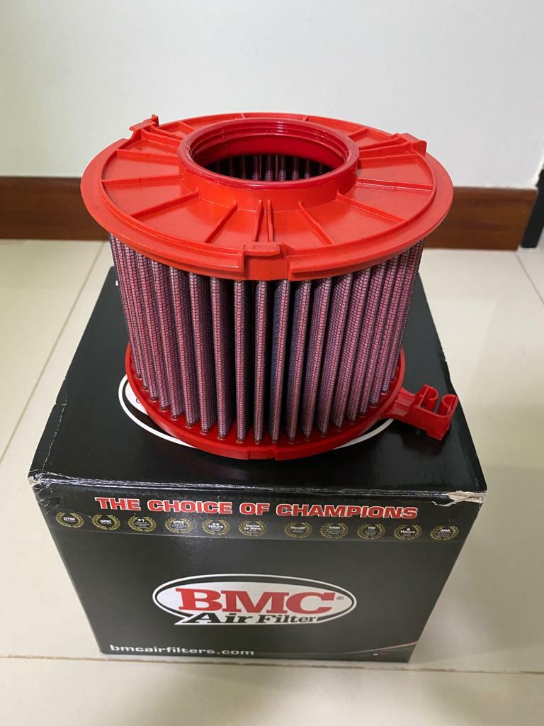 Almost New high performance air filter for Audi A4 A5 B9 2.0 Fwd