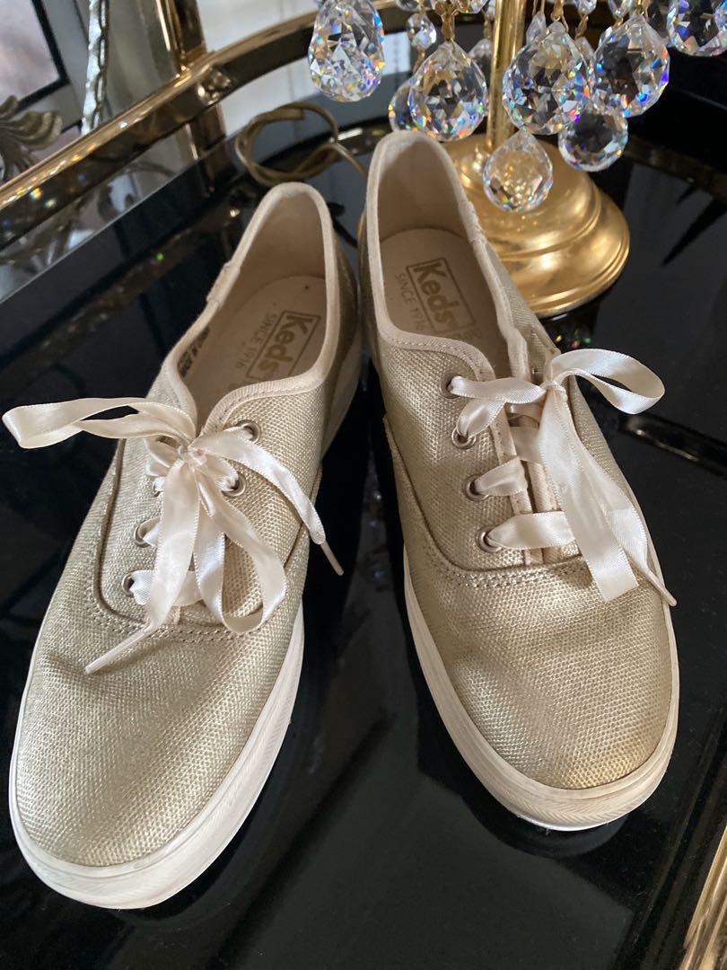 Inc Postage Keds Shoes For Women Men Women S Fashion Shoes On Carousell