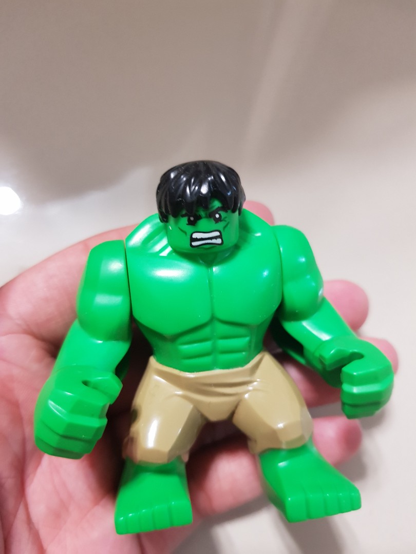 lego hulk big figure