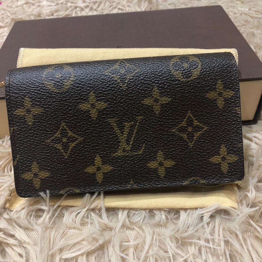 Louis vuitton mono wallet, Luxury, Bags & Wallets on Carousell