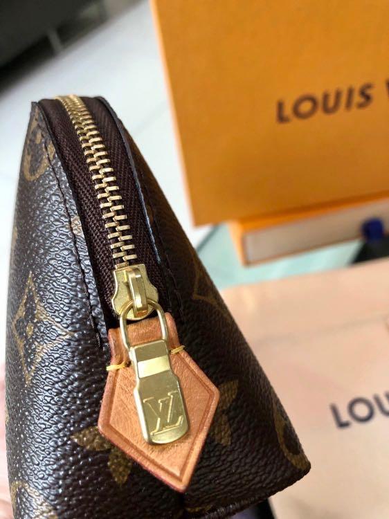Louis Vuitton Cosmetic Pouch PM – yourvintagelvoe