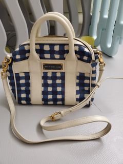 （分類：）位於 。 由 harme 提交（商品編號 1028154067，圖片 1）。簡介： 。
