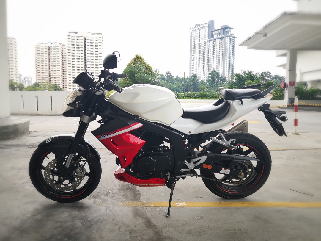 Naza Blade 250cc Special Edition Efi Injection 2013 2014 Naked Bike Motorbikes On Carousell