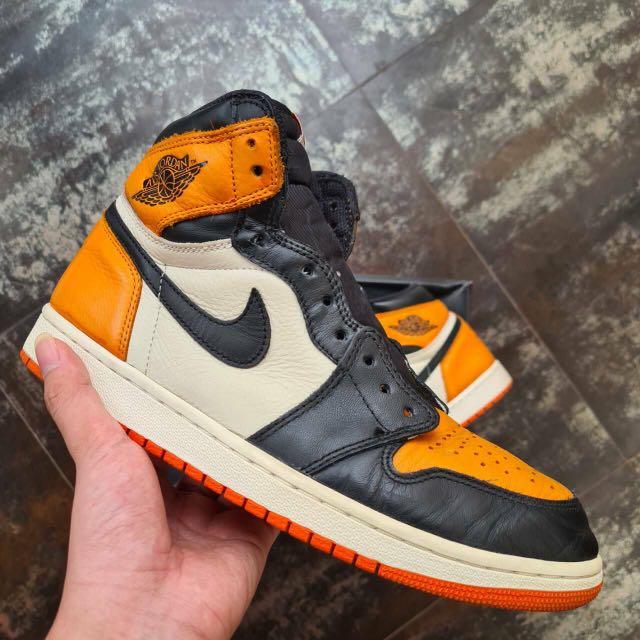 Nike air Jordan 1 shattered backboard 