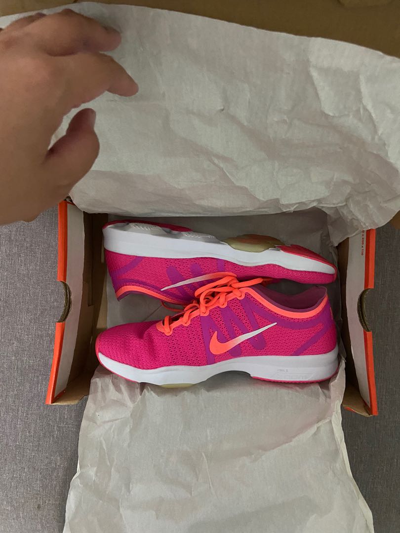 nike air zoom hiit trainers
