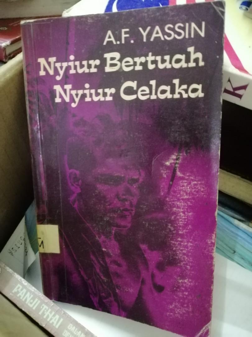 Nyiur Bertuah Nyiur Celaka Books Stationery Books On Carousell