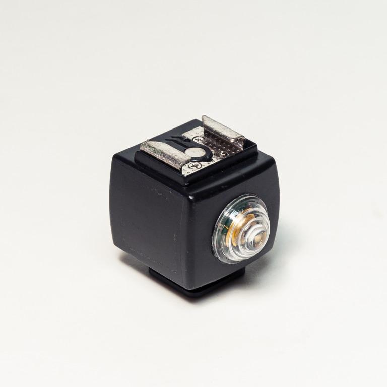 Optical Flash Slave Trigger with PC Socket (Category: Other Photography Accessories) located in Singapore. Submitted by martinboon (Listing ID 1028098684, Image 2). Description: Optical triggers can be a great additional accessory to your studio. They provide you with the ability to trigger your Speedlight using another flash or strobe light. This optical slave trigger with a built-in tripod socket is designed to work with portable flash units th