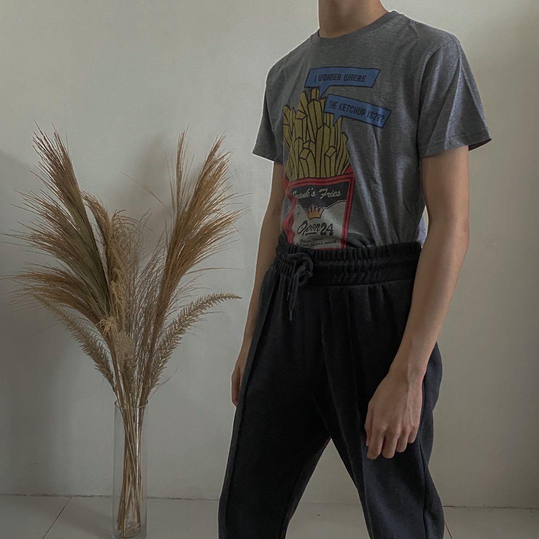 ORIGINAL OFF THE RECORD SHIRT (Category: Tshirts & Polo Shirts ) located in Quezon City. Submitted by makespace143 (Listing ID 1028072495, Image 3). Description: 🤍 SUPER CUTE AND GOES WITH ANYTHING ☁️ NO DAMAGE AT ALL #inQC.