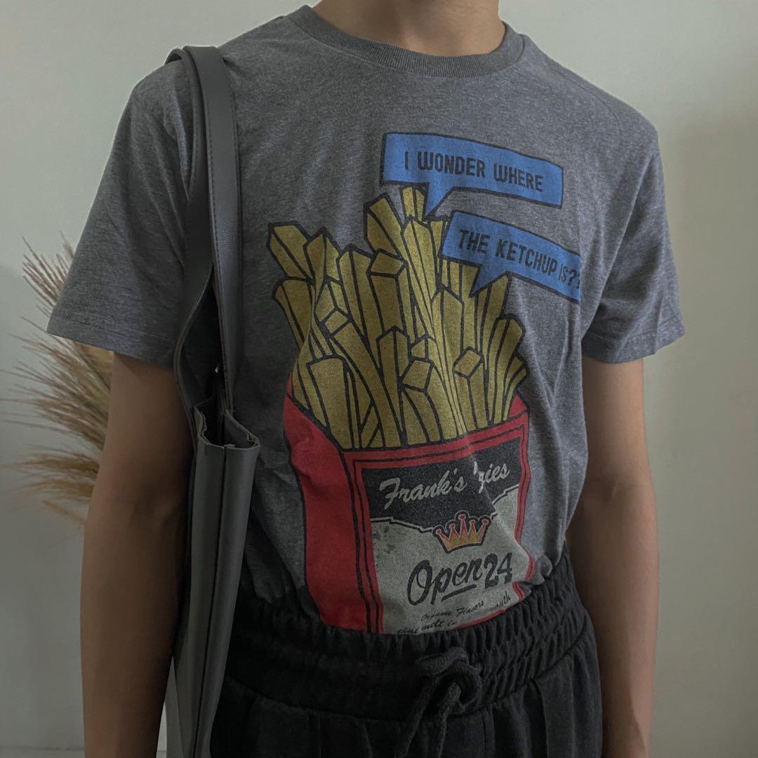 ORIGINAL OFF THE RECORD SHIRT (Category: Tshirts & Polo Shirts ) located in Quezon City. Submitted by makespace143 (Listing ID 1028072495, Image 2). Description: 🤍 SUPER CUTE AND GOES WITH ANYTHING ☁️ NO DAMAGE AT ALL #inQC.