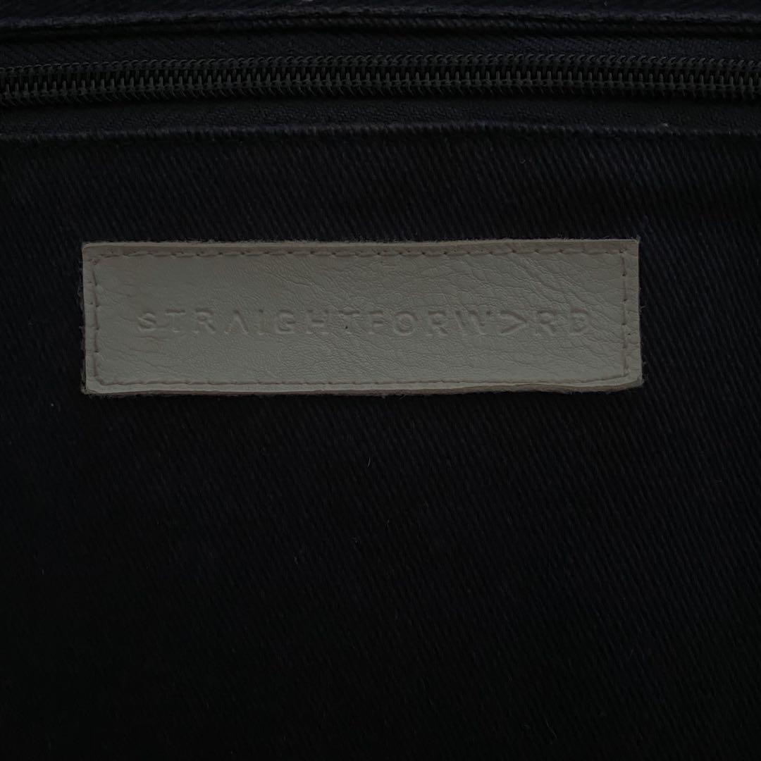 ORIGINAL STRAIGHTFORWARD BACKPACK (Category: Backpacks) located in Quezon City. Submitted by makespace143 (Listing ID 1028085603, Image 2). Description: ☁️ Super Duper Tiny Damage 🤍 The rest is well! #inQC.