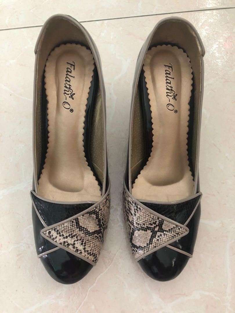 women's patent leather heels