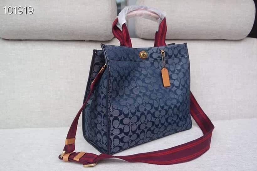 coach chambray tote 40