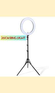 Ringlight with tripod