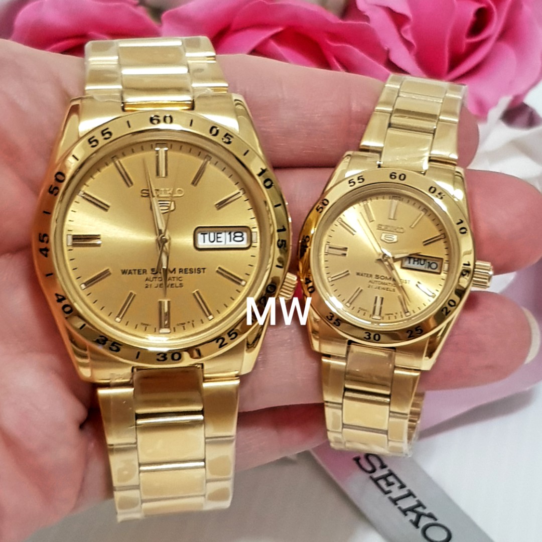 Seiko 5 couple lover pair gold tone watch symg44k snke06k, Luxury, Watches  on Carousell