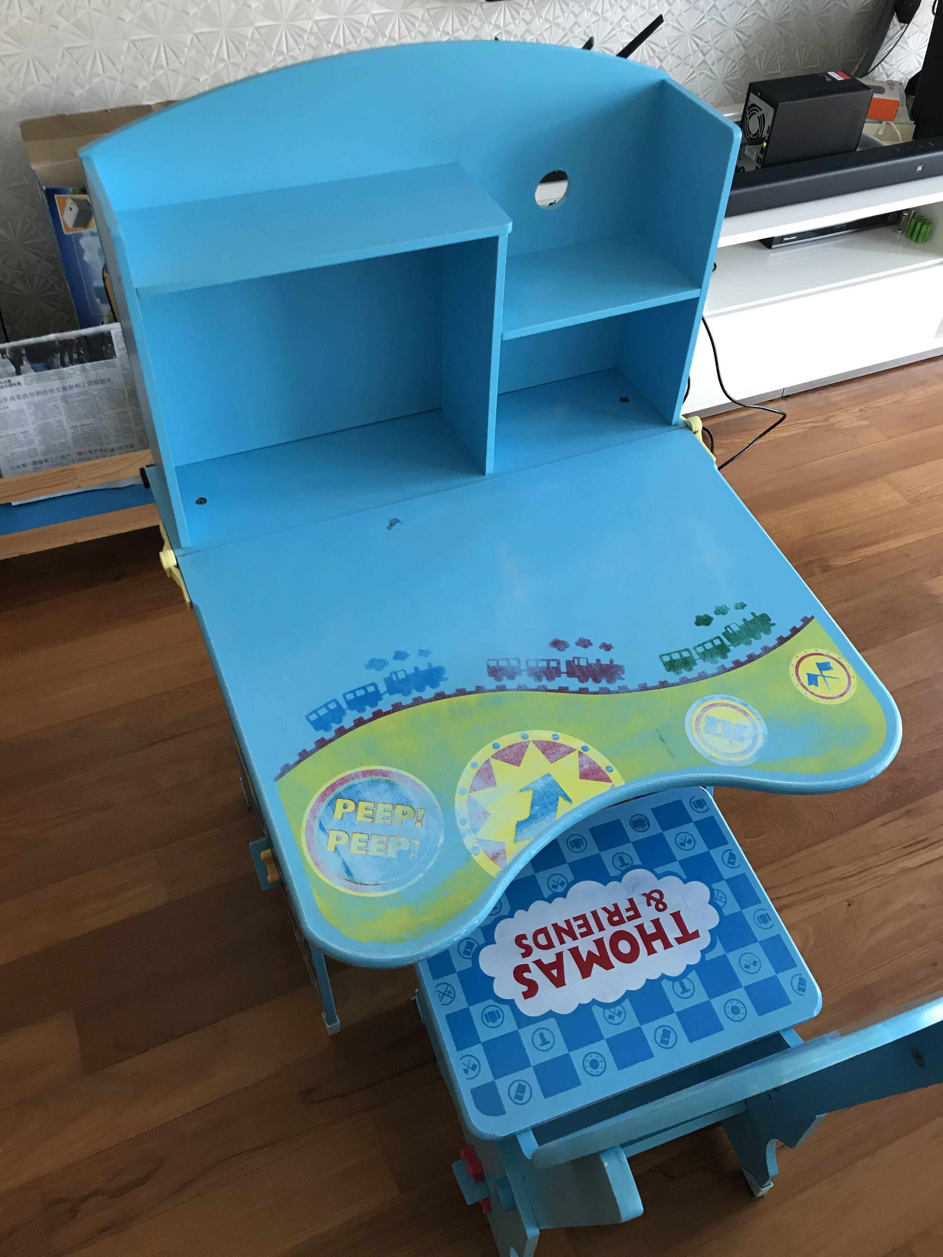 thomas and friends table and chair set