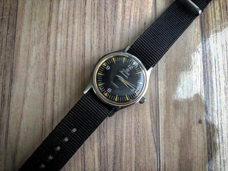 Titoni airmaster 17 discount jewels