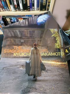 （分類：）位於 。 由 setmefreemusic 提交（商品編號 1028295234，圖片 1）。簡介： 。
