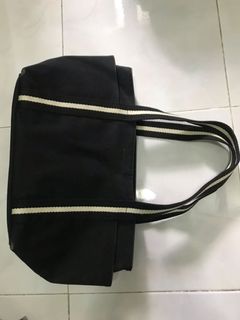 （分類：）位於 。 由 luihon_gee 提交（商品編號 1028262336，圖片 1）。簡介： 。