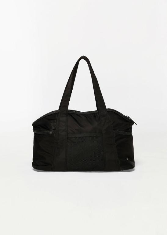 lorna jane lightweight gym bag