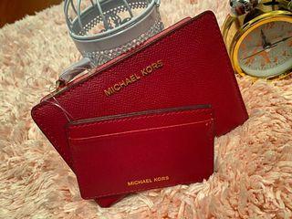 Michael Kors Daniela Crossbody, Luxury, Bags & Wallets on Carousell