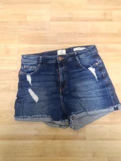 (Category: ) located in . Submitted by foosoba (Listing ID 1028402937, Image 1). Description: .