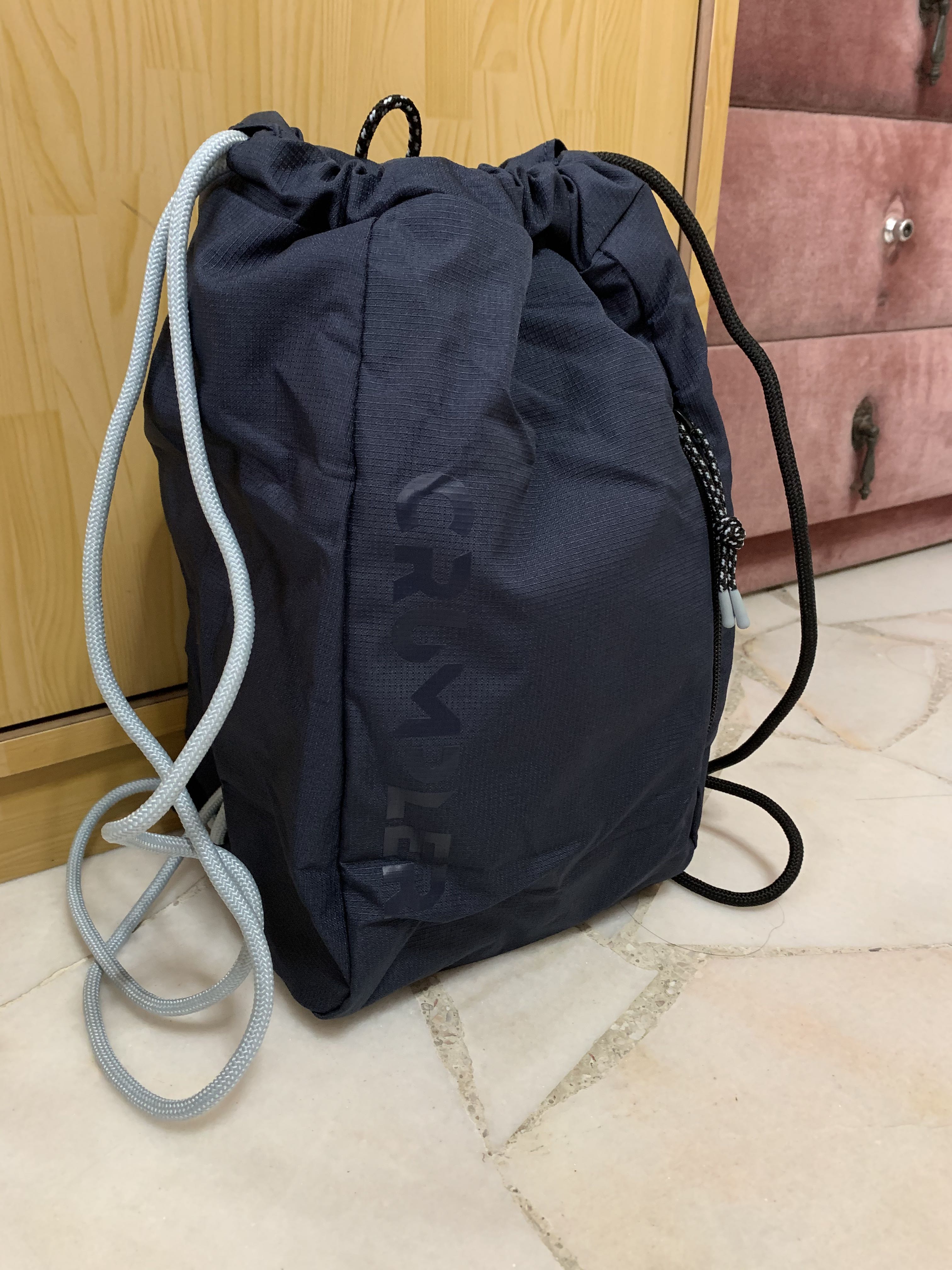 BNIB Crumpler squid pocket small Nightsky Men s Fashion Bags Backpacks on Carousell