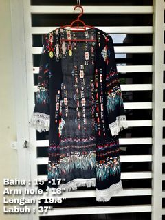 (Category: ) located in . Submitted by farahamours (Listing ID 1028260821, Image 1). Description: .