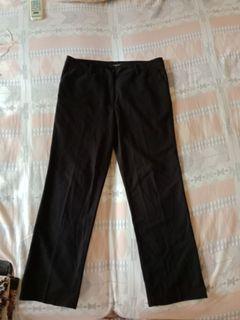 Celana panjang hitam (black trousers)