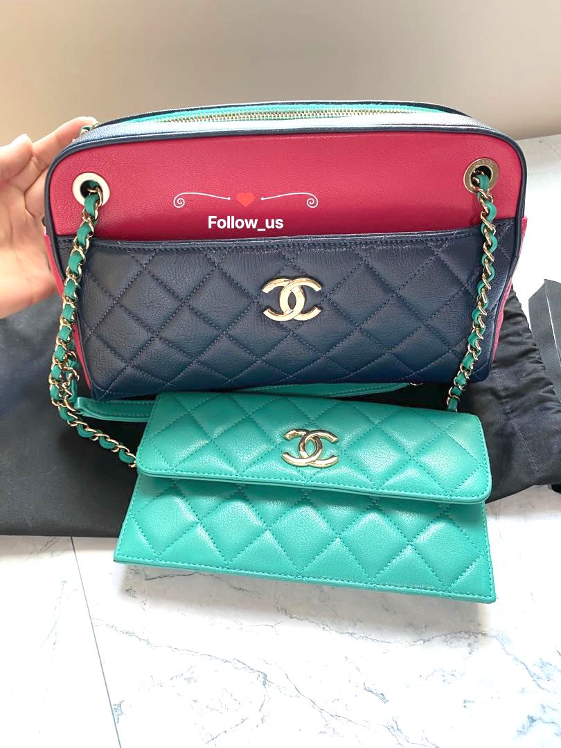 CHANEL Goatskin Quilted Tri-Color Medium In & Out Camera Case Navy  Turquoise Pink 1282364