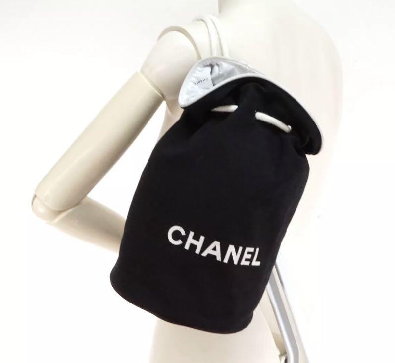 Chanel pool bag 2025