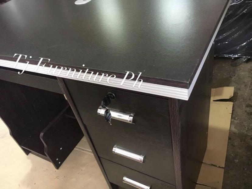 Computer Table (Category: Tables & Sets) located in Quezon City. Submitted by tjfurnitureph (Listing ID 1028281564, Image 3). Description: Computer Table Model:Valerie Dimension: L"40xW"20xH"29 Inches Color: Wenge Materials: Top grade MDF w/ Wood veneer Eco friendly painting fine finishing High Quality hardware accessories W/ attached 3 drawers, CPU Holder & Keyboard Tray. Php- 3,900 Additional Delivery fee‼️ We Accept Cash On Delivery. Or Book v