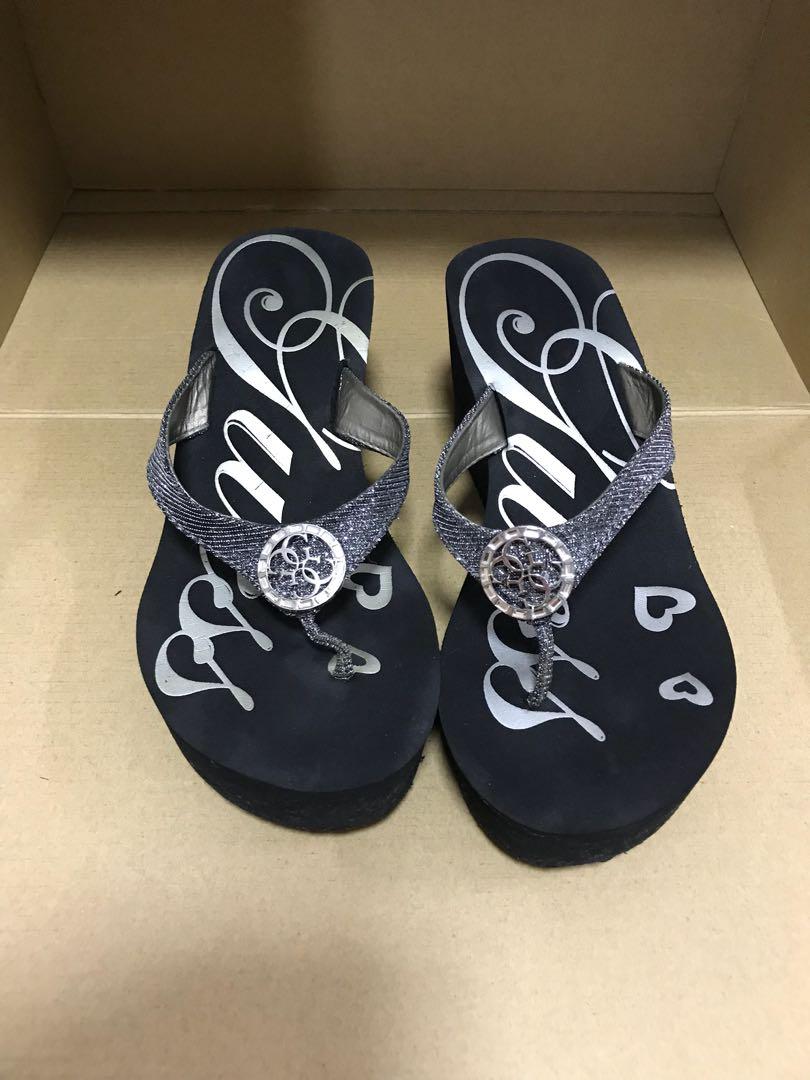 Guess silver flip flops Clearance